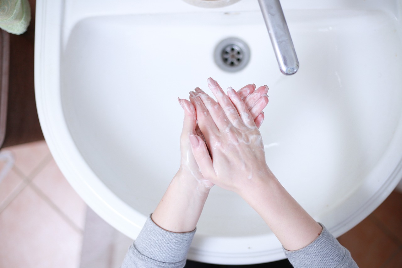 Bewährte Praktiken für die Handhygiene in Gesundheitseinrichtungen