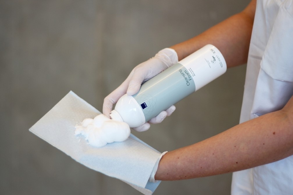 Reinigungs- und Desinfektionsschaum 400ml ABENA – Bild 2