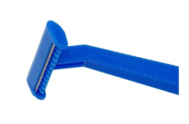 Chirurgischer Rasierer mit einer Klinge 8% 1St.